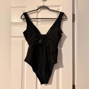 CUPSHE Black One-Piece Swimsuit